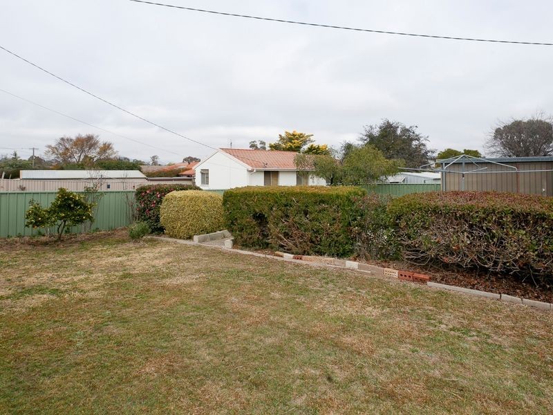 73 Livingston Avenue, Kambah ACT 2902