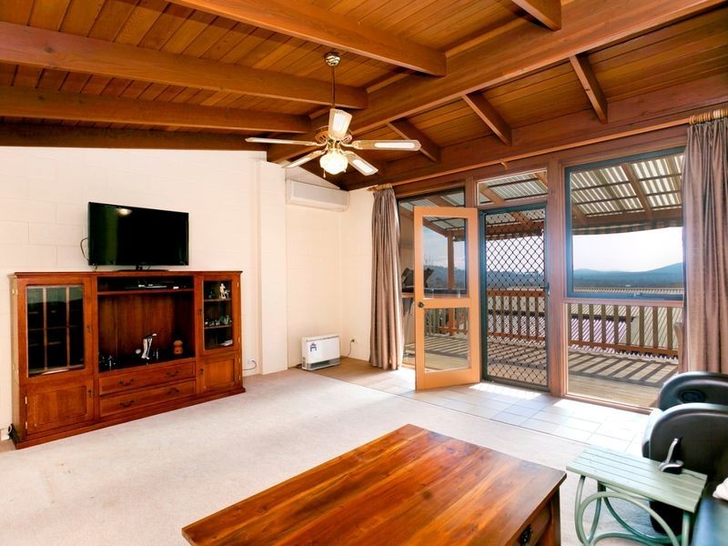 9 Brigden Crescent, Theodore ACT 2905