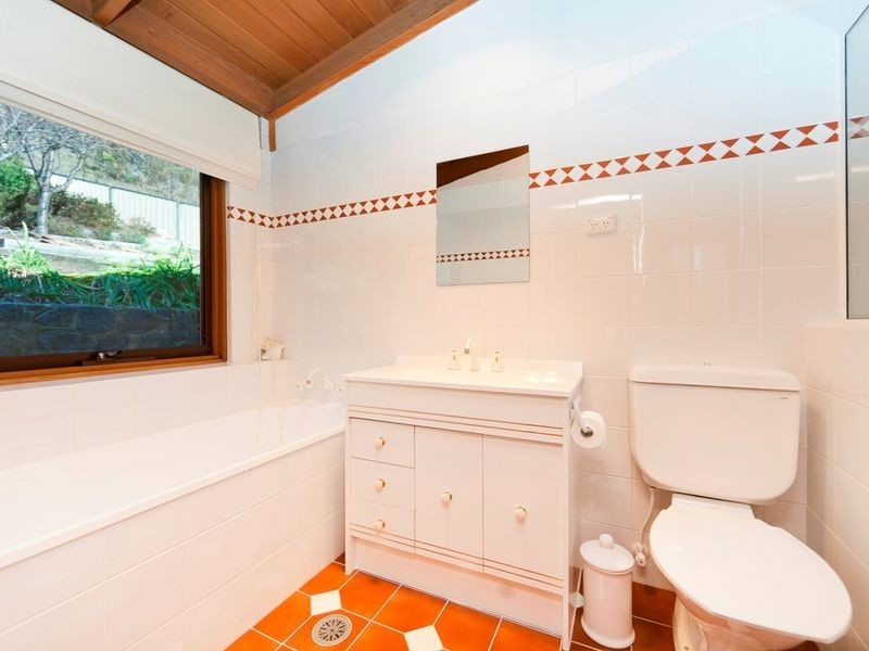 9 Brigden Crescent, Theodore ACT 2905