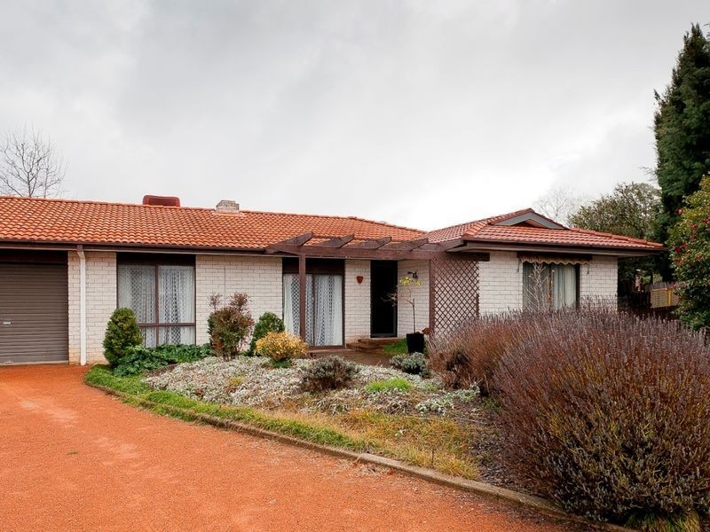 7 Beard Place, Kambah ACT 2902