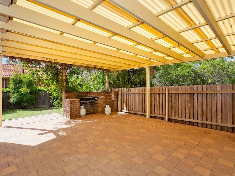2 Enid Lorimer Circuit, Chisholm ACT 2905