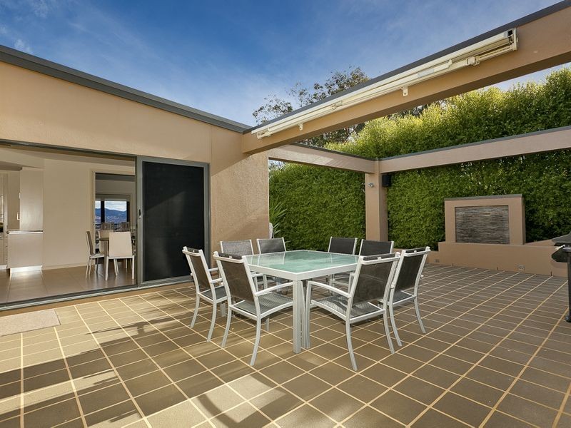 19 Florence Fuller Crescent, Conder ACT 2906