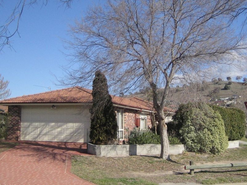 2 Midge Street, Gordon ACT 2906
