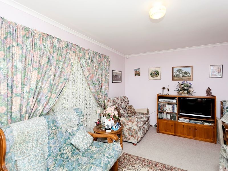 2 Midge Street, Gordon ACT 2906