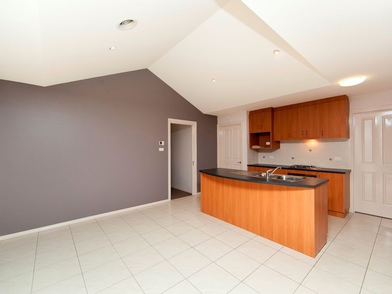 8 Scully Place, Gordon ACT 2906