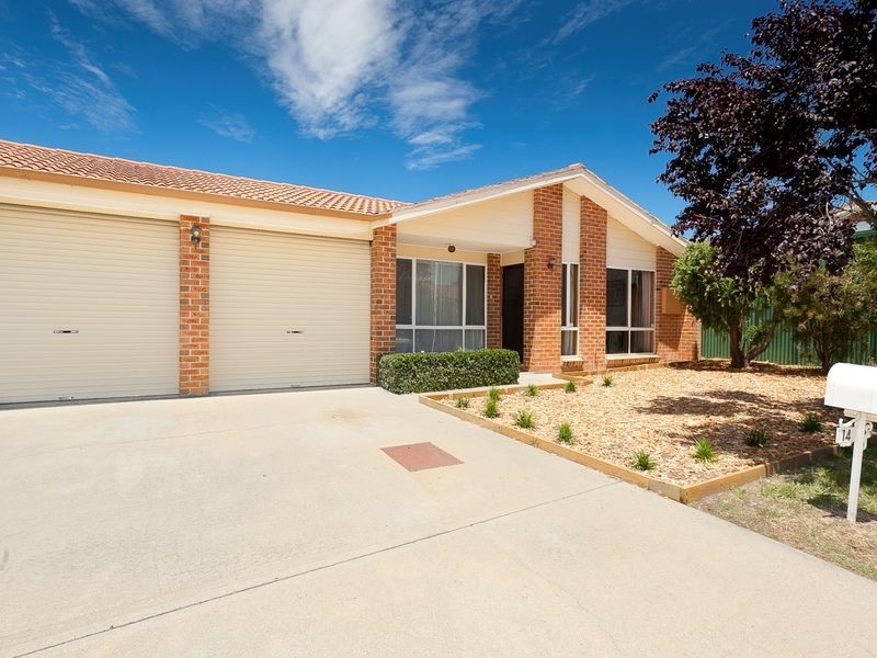 14 Barden Place, Gordon ACT 2906