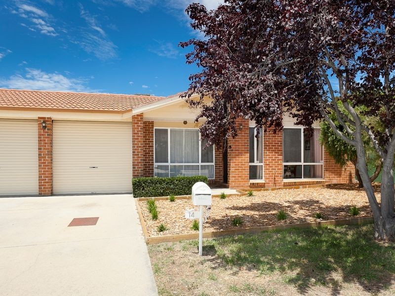 14 Barden Place, Gordon ACT 2906