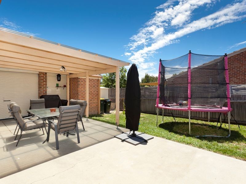 14 Barden Place, Gordon ACT 2906