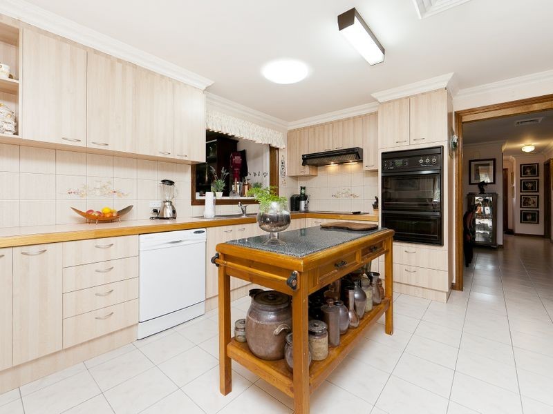 7 Chevalley Loop, Gordon ACT 2906