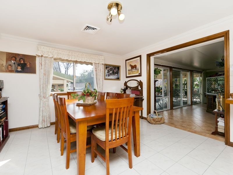 7 Chevalley Loop, Gordon ACT 2906