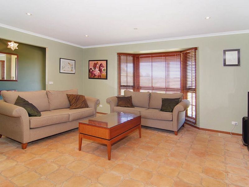 92 Summerville Crescent, Florey ACT 2615