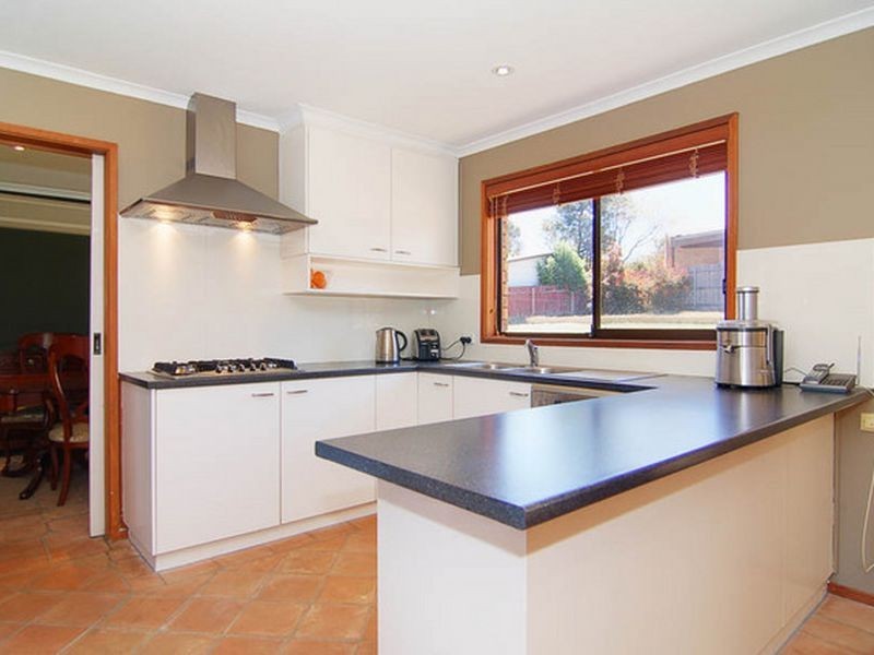 92 Summerville Crescent, Florey ACT 2615