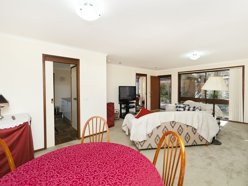4 Wolfe Place, Gilmore ACT 2905