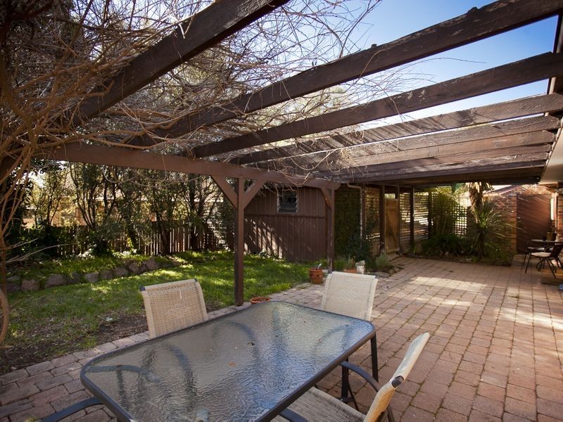 4 Wolfe Place, Gilmore ACT 2905