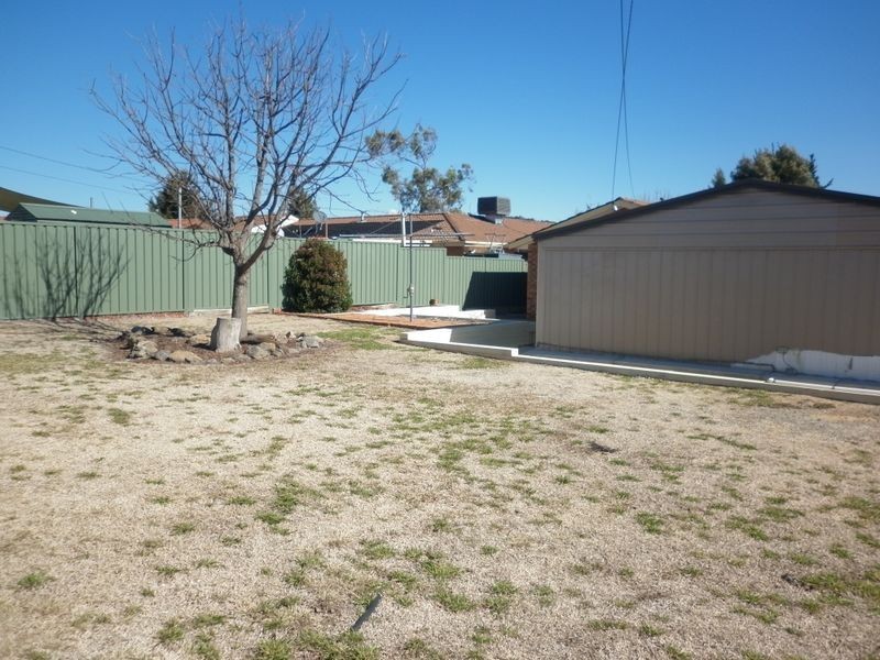 5 Leibnitz Place, Isabella Plains ACT 2905