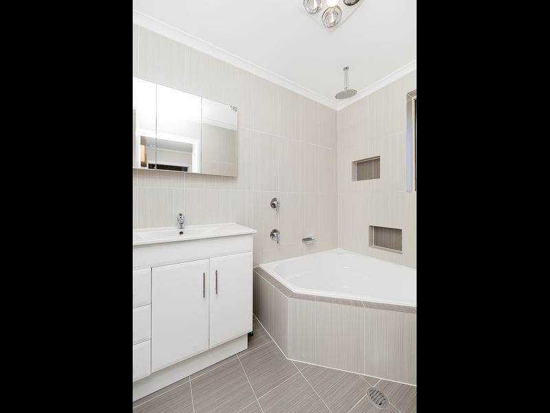 2 McCombie Street, Wanniassa ACT 2903