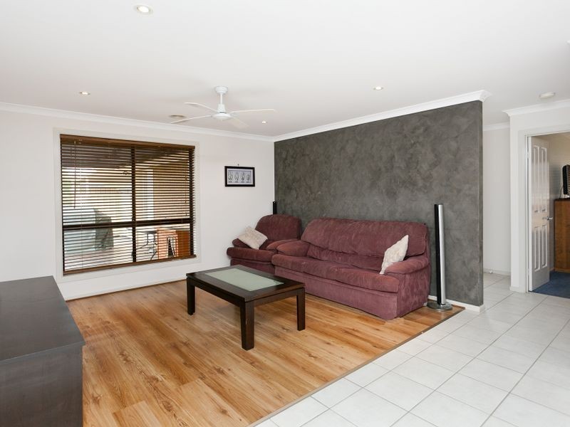 6 Olive Pink Crescent, Banks ACT 2906