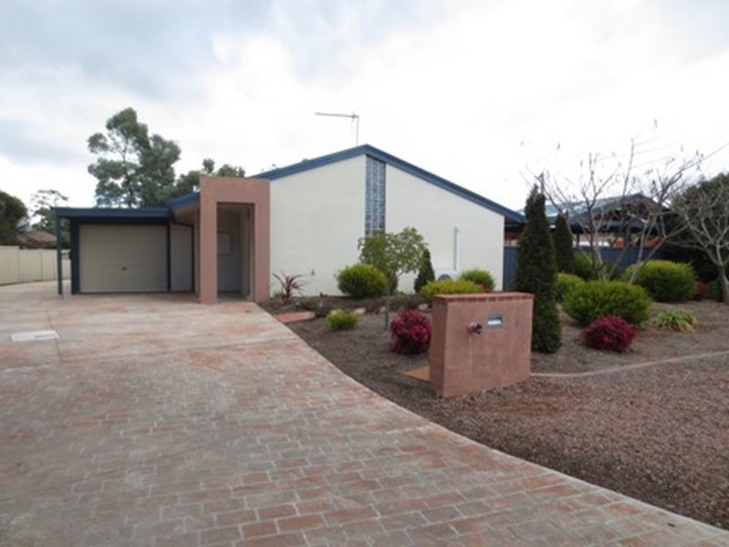 8 Dawbin Place, Richardson ACT 2905