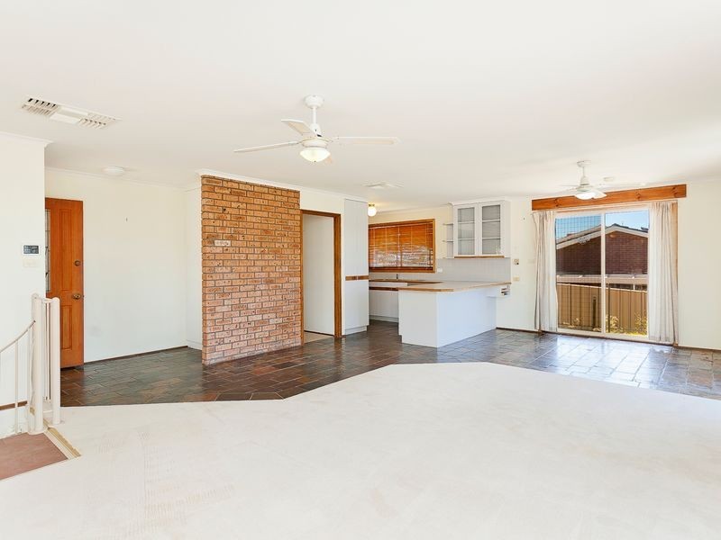 26 Mckinley Circuit, Calwell ACT 2905