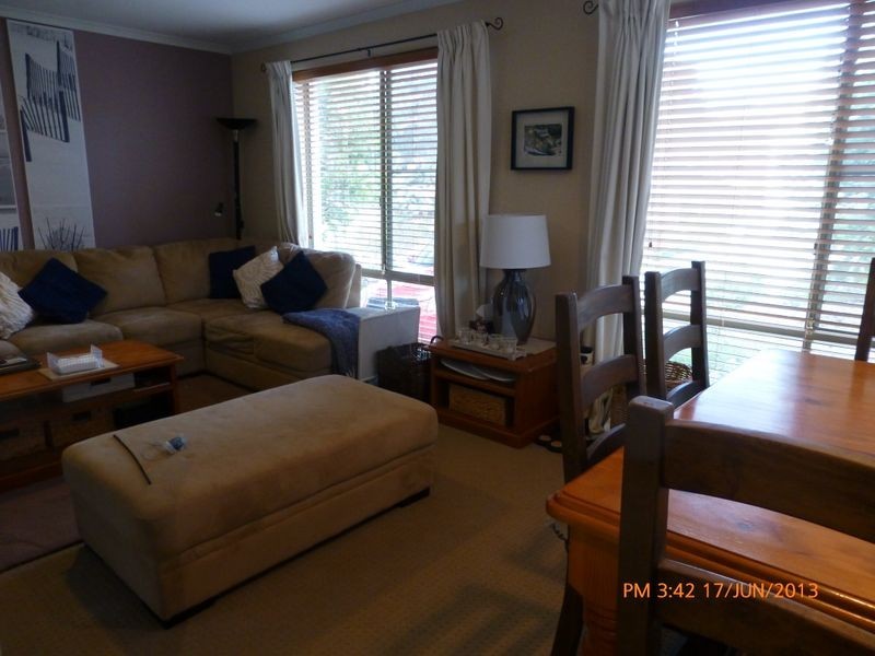 1 Dolan Close, Gordon ACT 2906