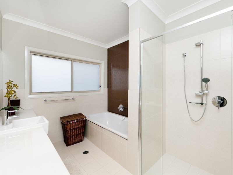 5 Kalang Place, Jerrabomberra NSW 2619