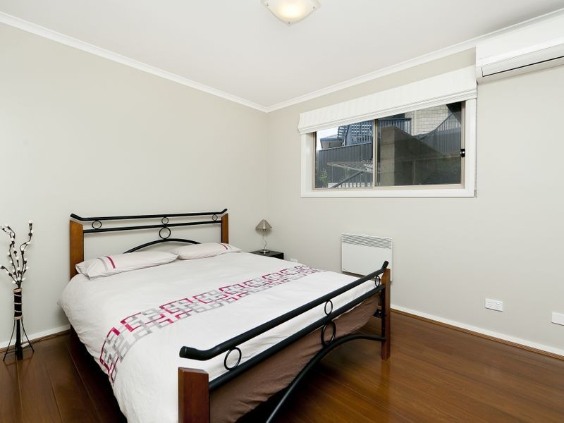 5 Kalang Place, Jerrabomberra NSW 2619