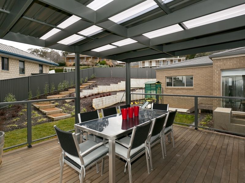 5 Kalang Place, Jerrabomberra NSW 2619