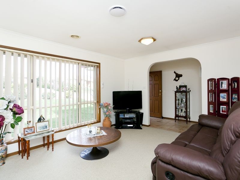 9 Pooley Place, Queanbeyan NSW 2620