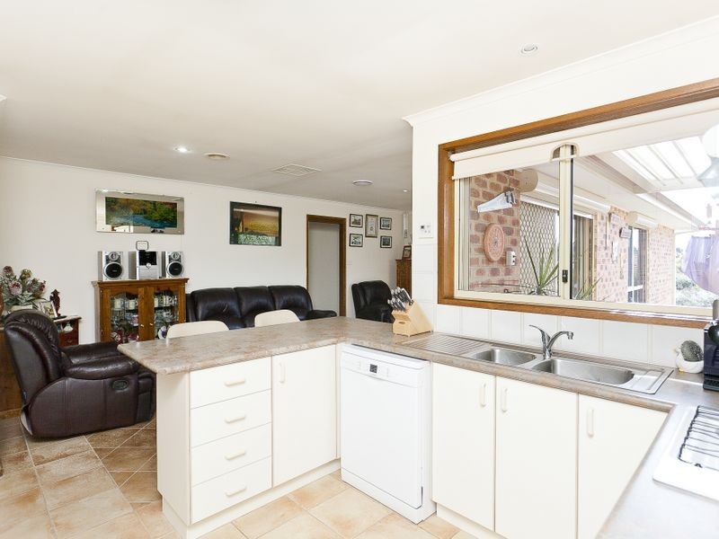 9 Pooley Place, Queanbeyan NSW 2620