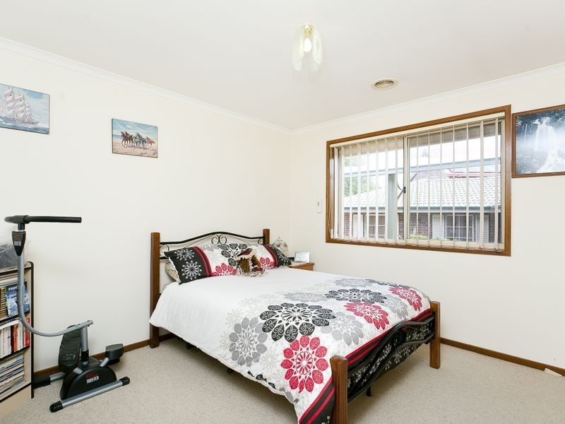 9 Pooley Place, Queanbeyan NSW 2620