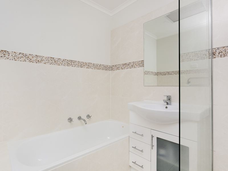 6 Scarfe Close, Gordon ACT 2906