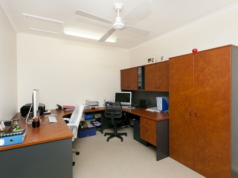6 Scarfe Close, Gordon ACT 2906