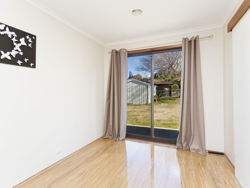 15 Nunan Crescent, Oxley ACT 2903