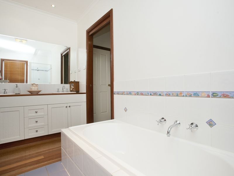 10 Littler Place, Banks ACT 2906
