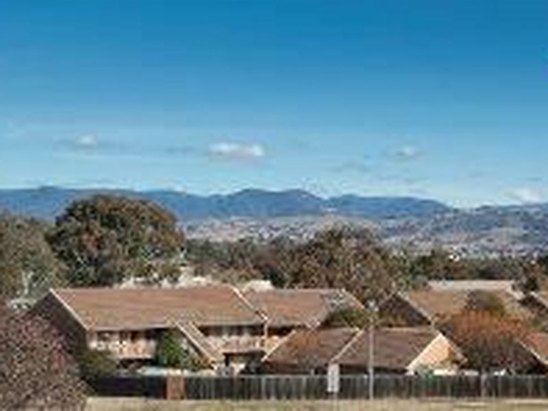 8/17 Ashley Drive, Wanniassa ACT 2903