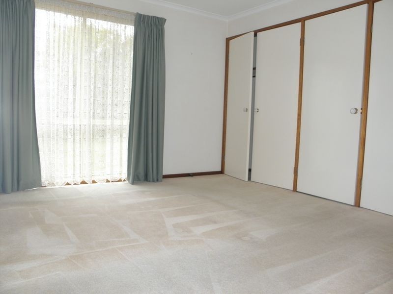13 Bottrill Crescent, Bonython ACT 2905