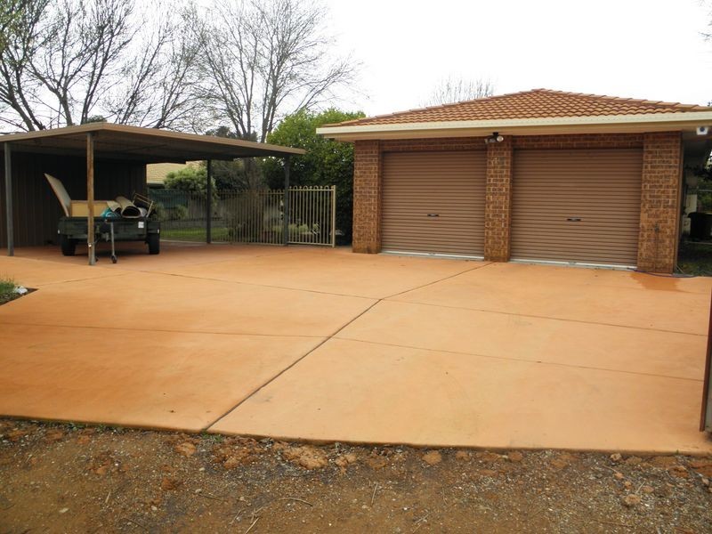 13 Bottrill Crescent, Bonython ACT 2905