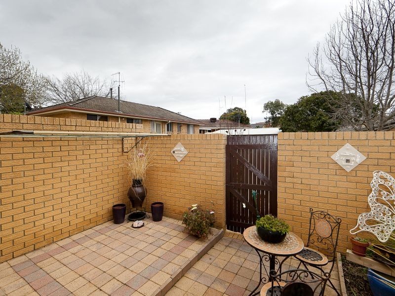 4/1 Lilly Place, Queanbeyan NSW 2620