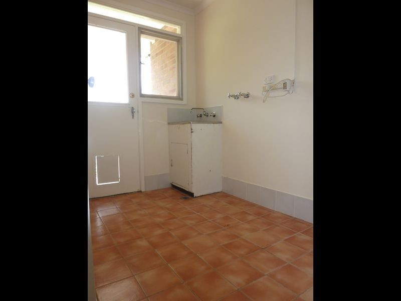 4 Earle Street, Lyneham ACT 2602