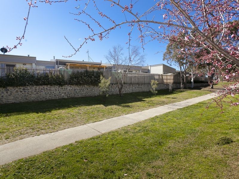 8/70 Hurtle Avenue, Bonython ACT 2905