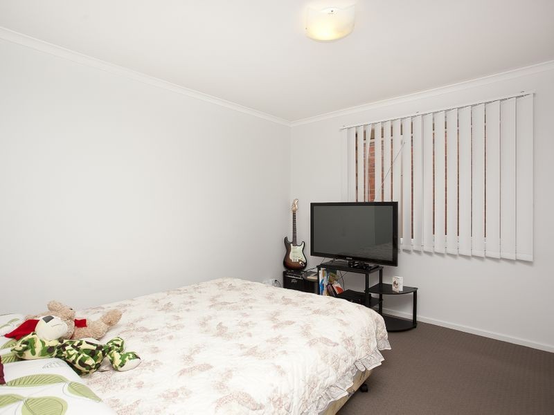 28 Jenner Court, Wanniassa ACT 2903