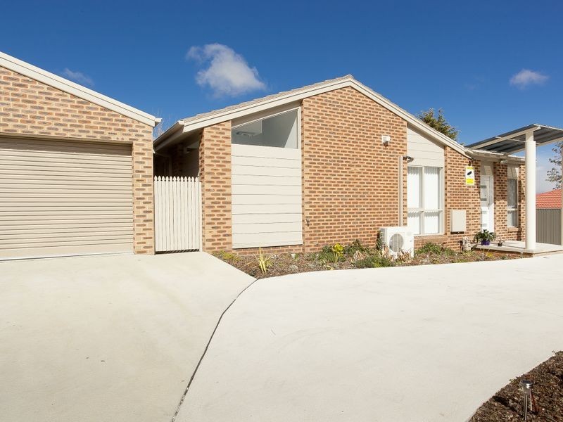 28 Jenner Court, Wanniassa ACT 2903