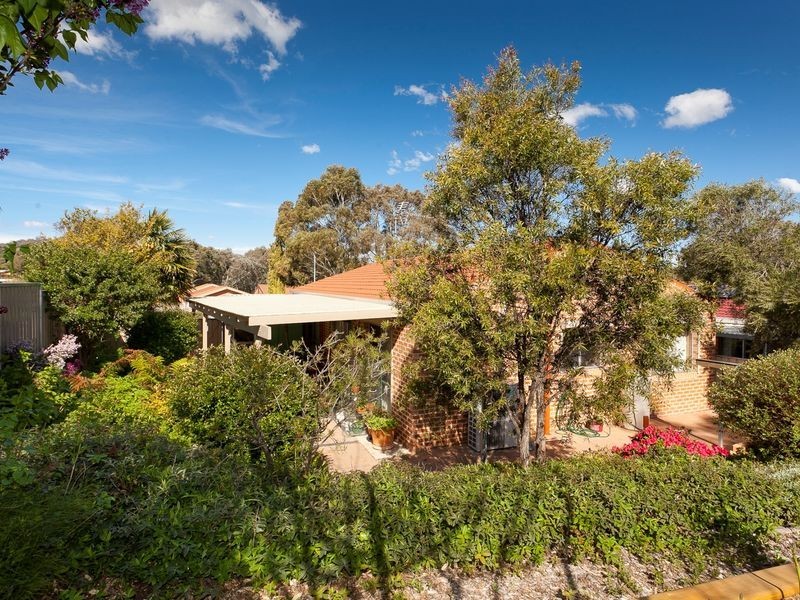 2 Downward Place, Kambah ACT 2902
