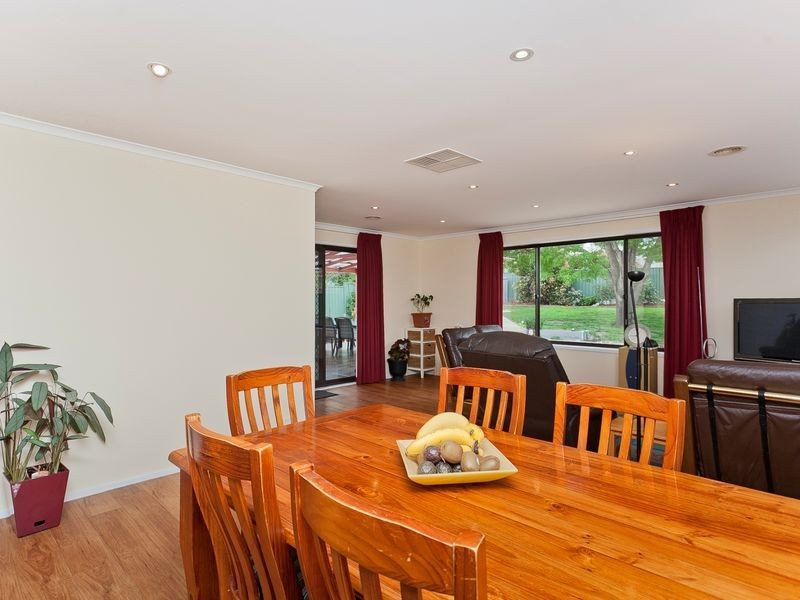 6 Derry Street, Monash ACT 2904