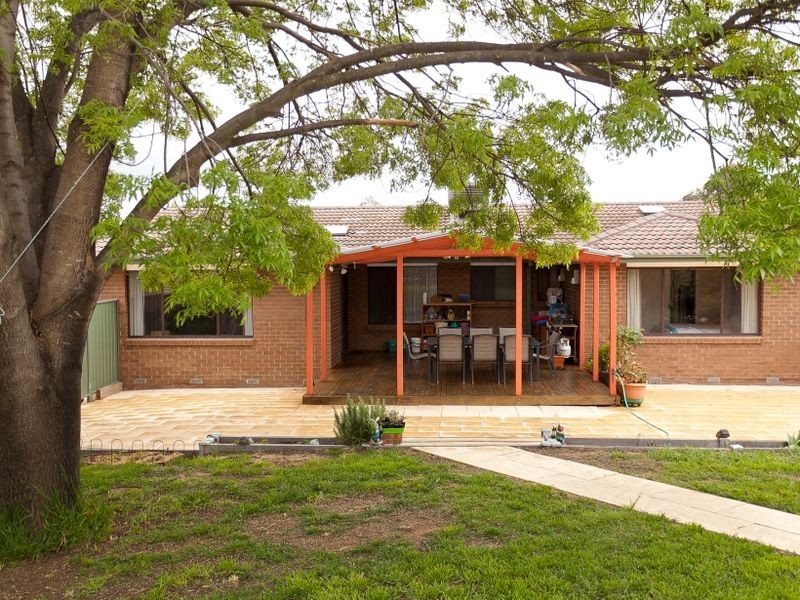 6 Derry Street, Monash ACT 2904