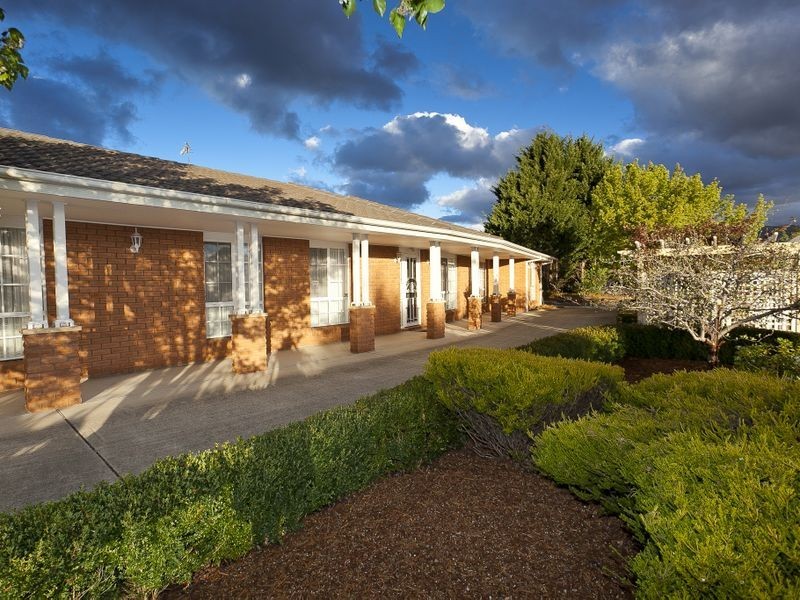 27 Loureiro Street, Conder ACT 2906