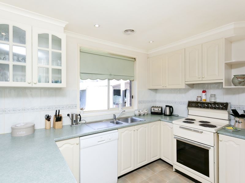 10 Yambina Crescent, Waramanga ACT 2611