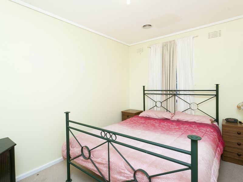 10 Yambina Crescent, Waramanga ACT 2611