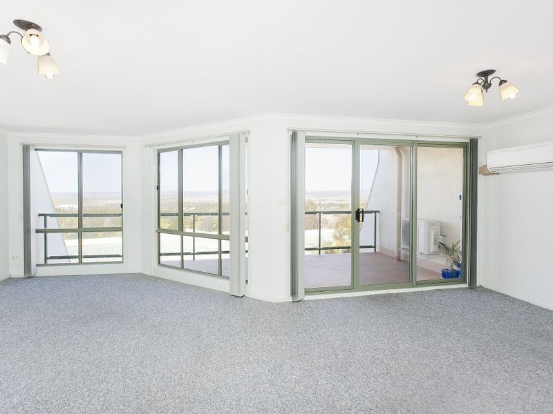 33/40 Leahy Close, Narrabundah ACT 2604