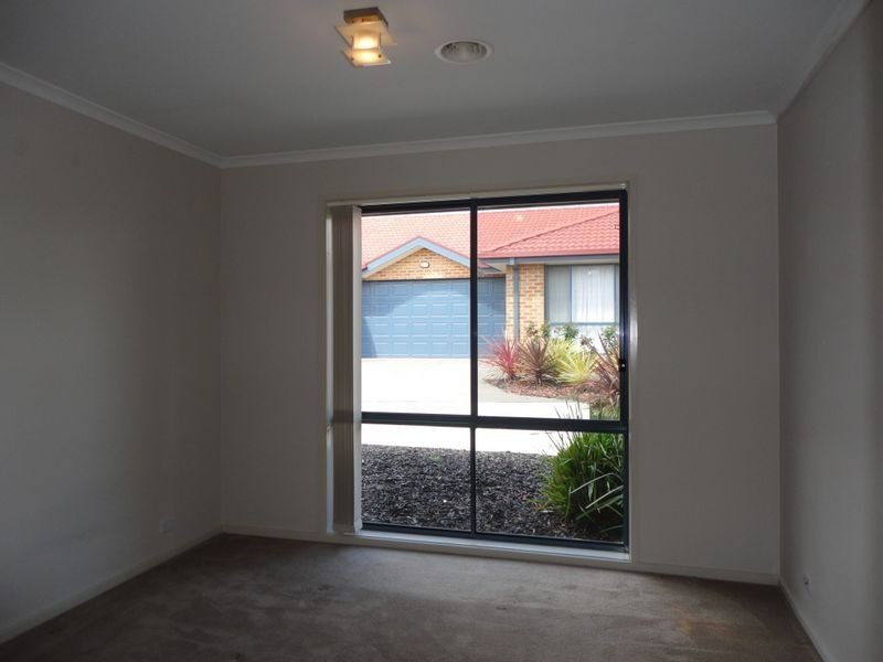 2/58 Betty Maloney Crescent “Sunris, Banks ACT 2906